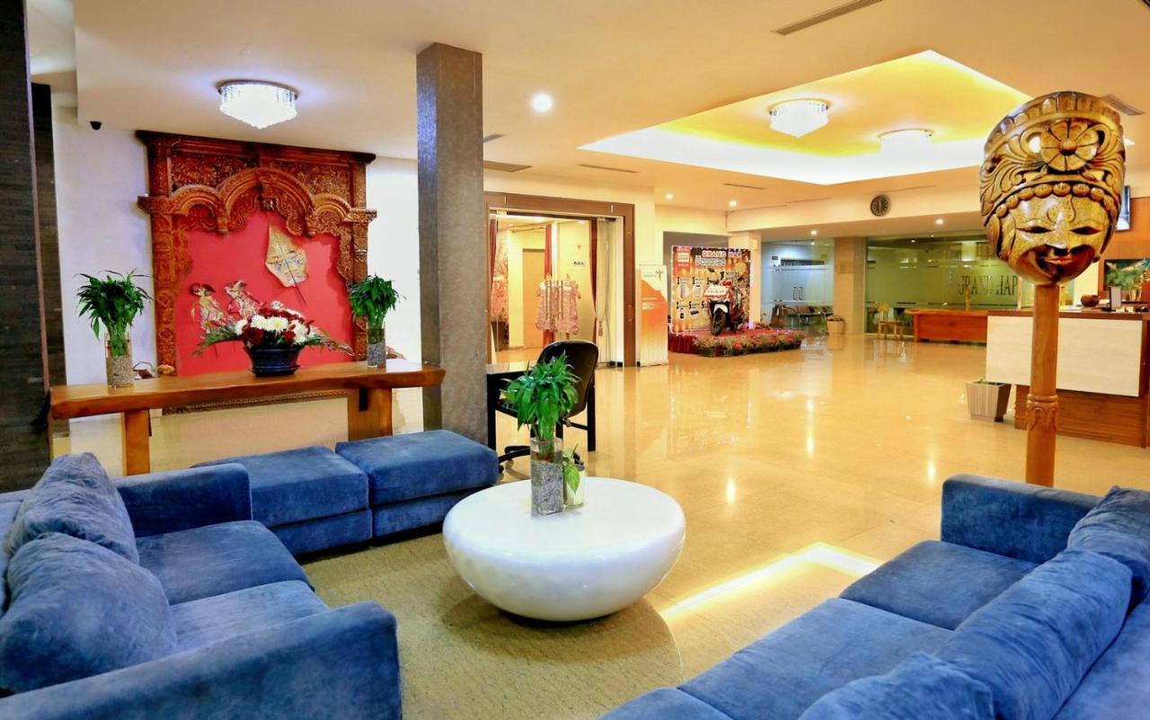 Hotel Grand Hap Solo Exterior foto