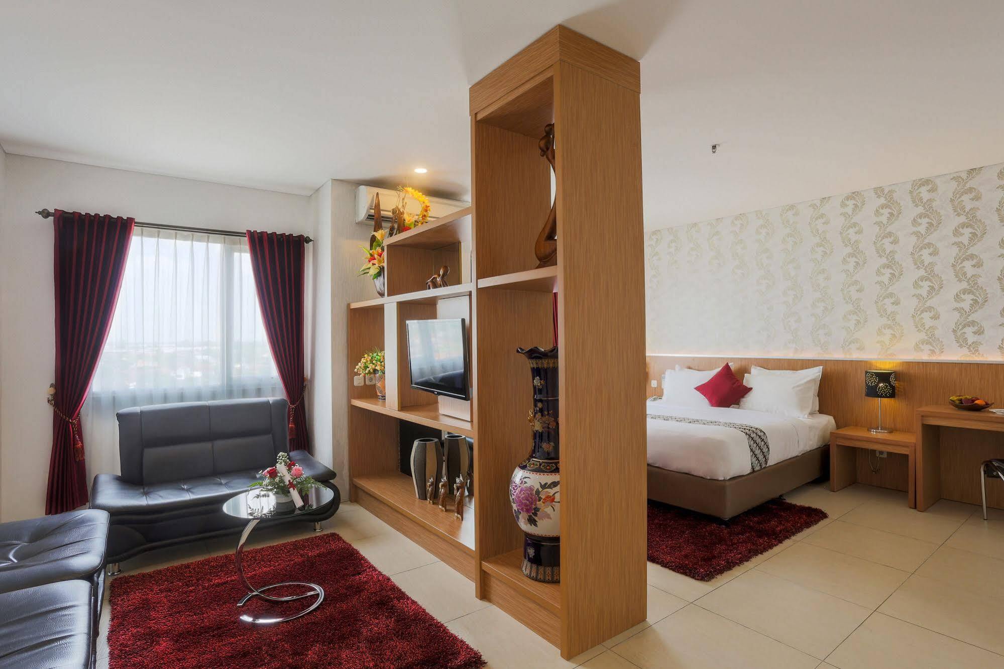 Hotel Grand Hap Solo Exterior foto