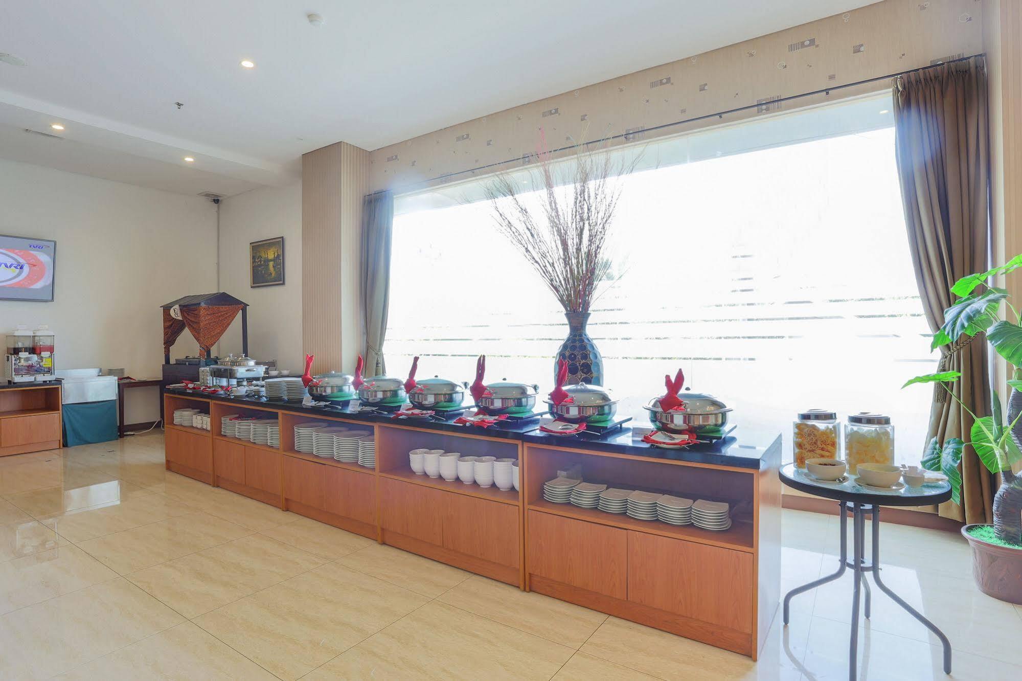 Hotel Grand Hap Solo Exterior foto